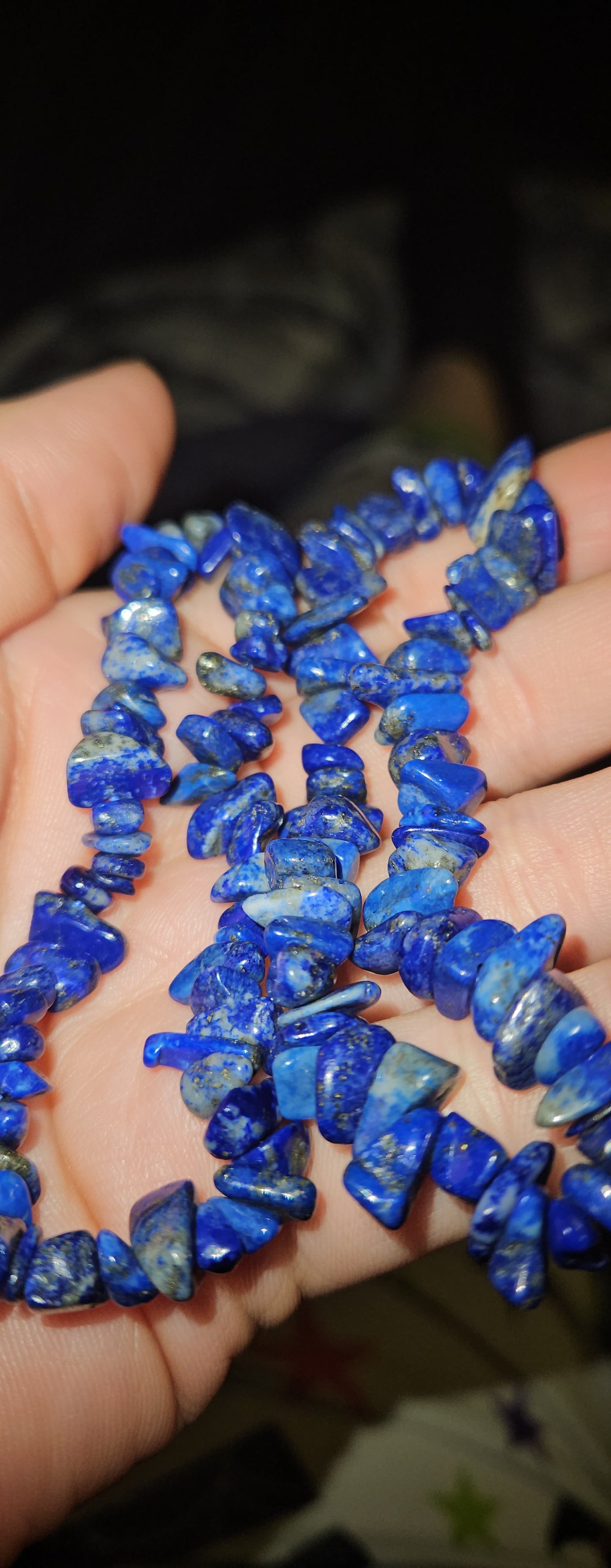 Lapis Lazuli Chip Bracelet UV Reactive
