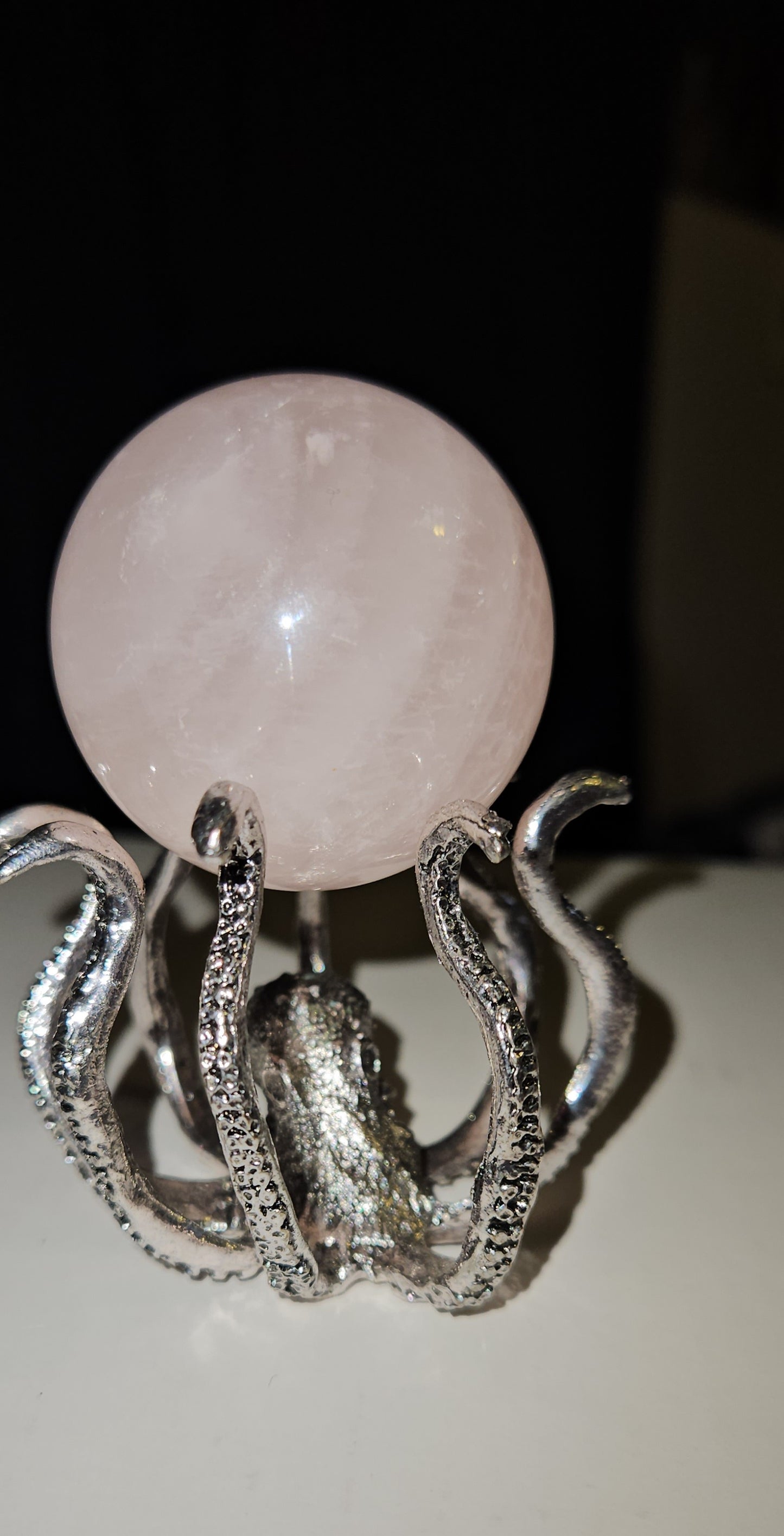 Octopus Sphere Stand