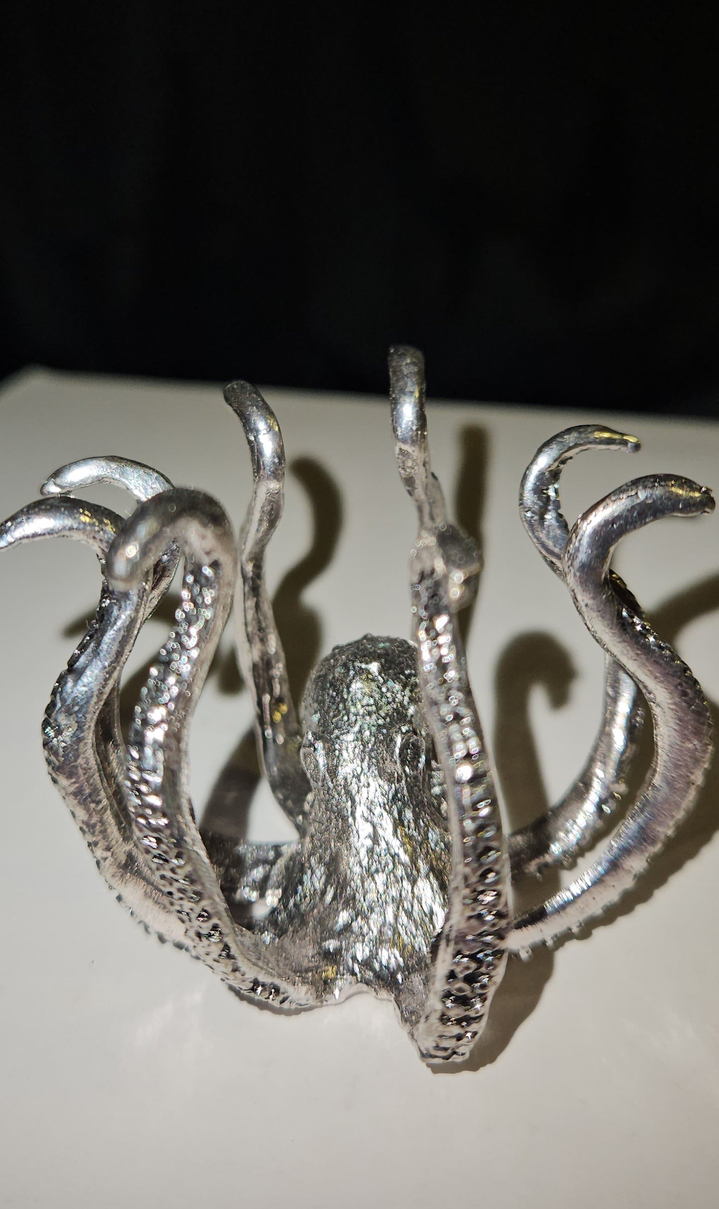Octopus Sphere Stand